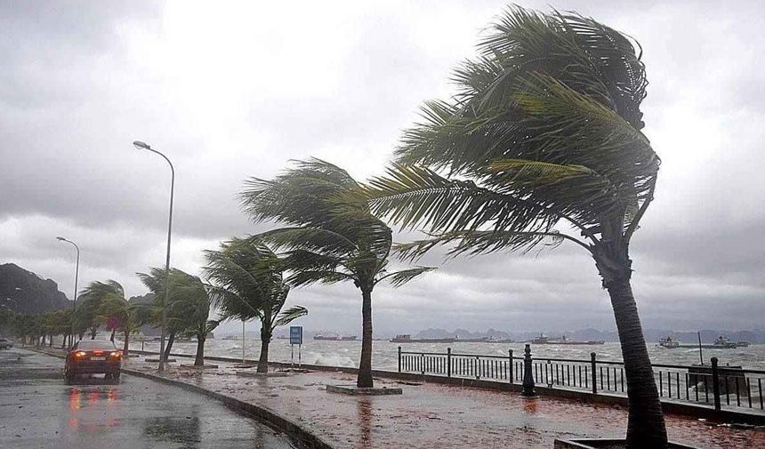 Meteoroloji'den Marmara ve Ege'ye 'fırtına' uyarısı