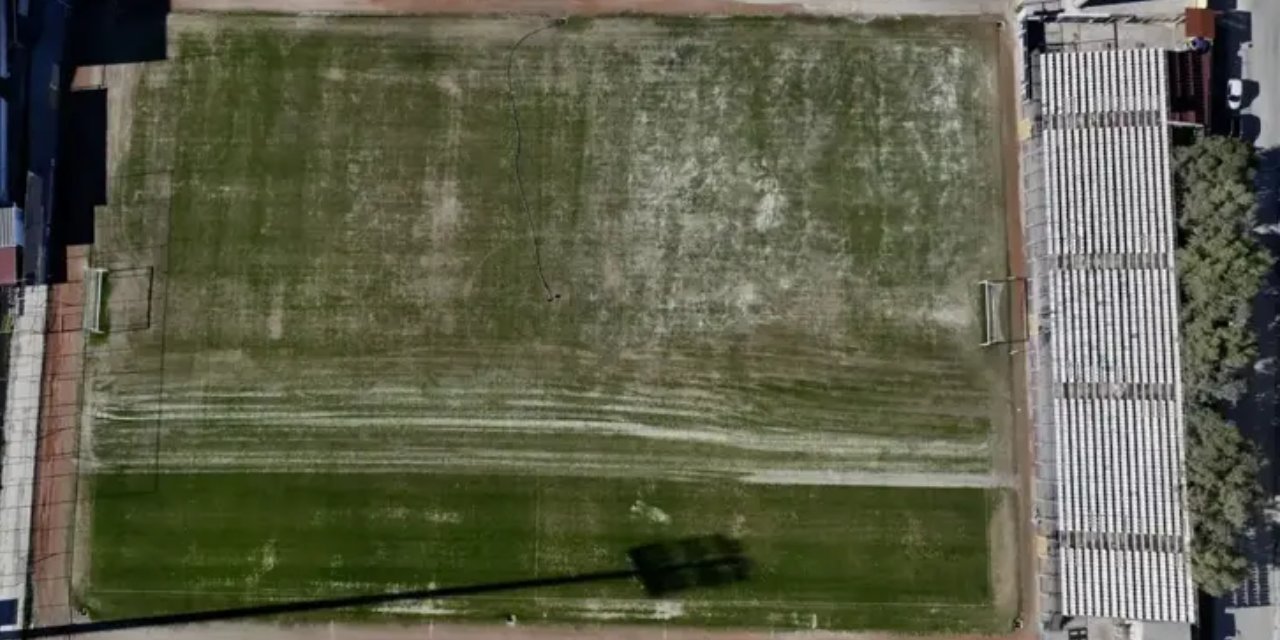 Fethiyespor-Galatasaray maçının stadına taraftarlardan tepki: Deprem raporu olumsuz çıkmıştı