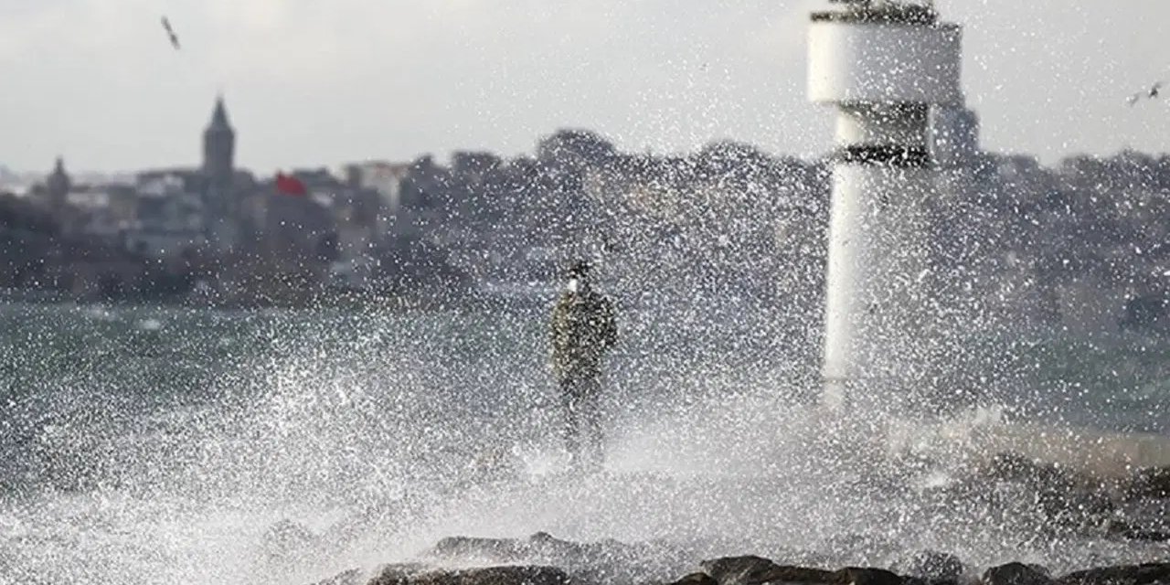 İstanbul için fırtına uyarısı: Saatte 75 km hızla esecek