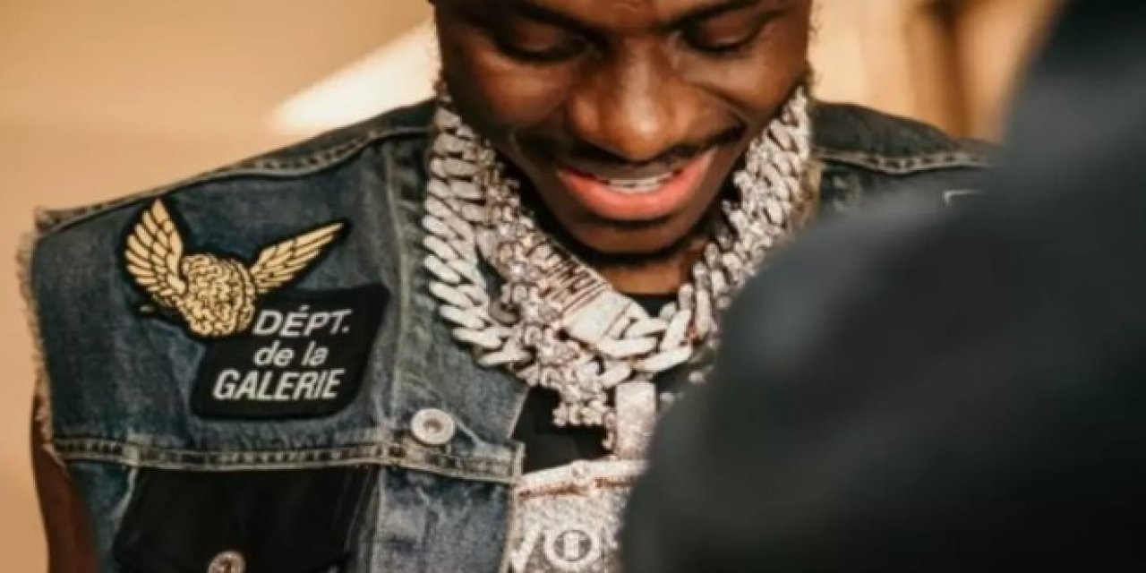 Victor Osimhen’in doğum günü kolyesi olay oldu: 986 karat elmas, 1,5 kilo ağırlık