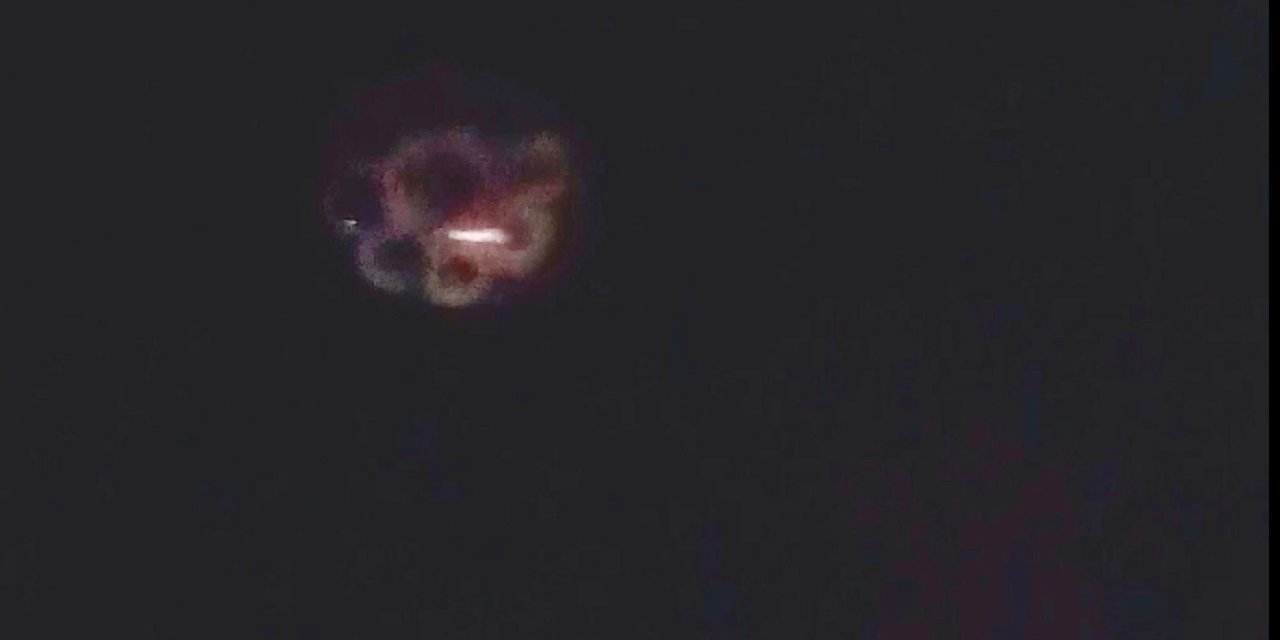 Ankara’da UFO olduğu öne sürülen görüntüler şaşkına çevirdi! Cep telefonu kayda aldı