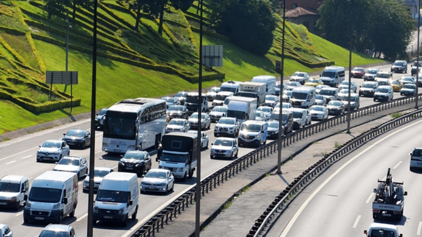 İstanbul'da trafiğe bayram düzenlemesi: Ağır tonajlı araçlara kısıtlama