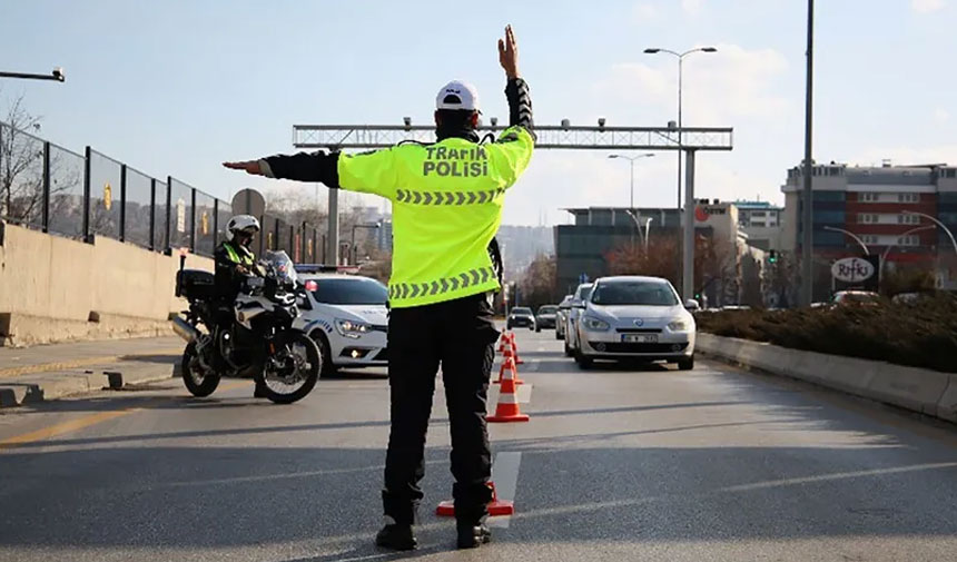 Ankara'da bugün bazı yollar trafiğe kapatılacak