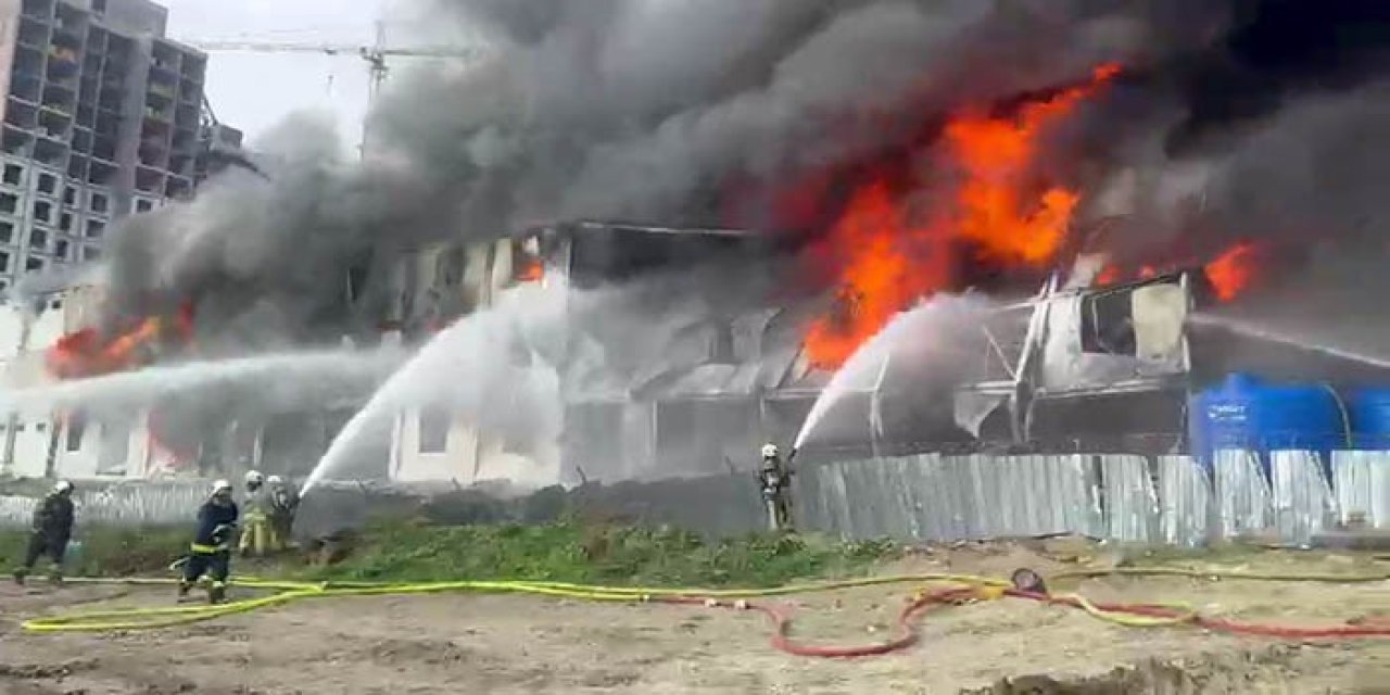 Esenyurt'ta inşaatta yangın! İtfaiye ekipleri sevk edildi