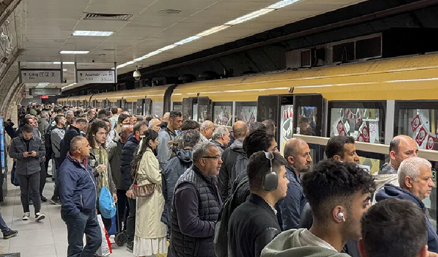 Metro hattında 29 saatlik arıza: Seferlerde aksamalar yaşandı