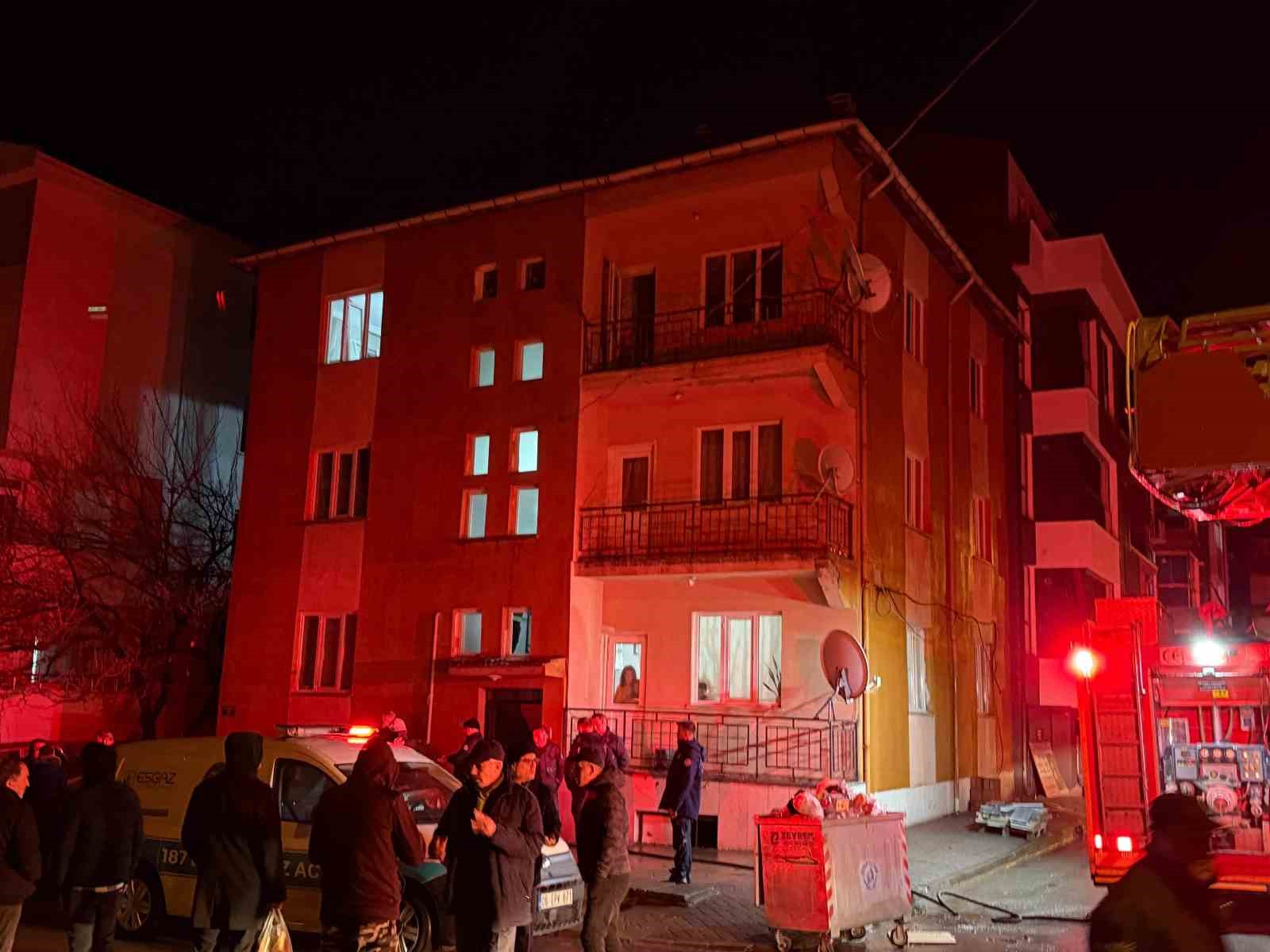 Deodorant evi küle çevirdi