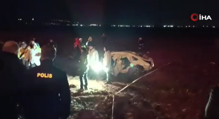 Batman'da iki araç çarpıştı: 3 ölü 3 yaralı