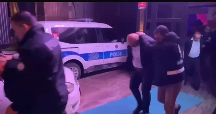 Ankara'da gece kulüplerine operasyon: Çocuk yaştaki kızlar zorla çalıştırılmış