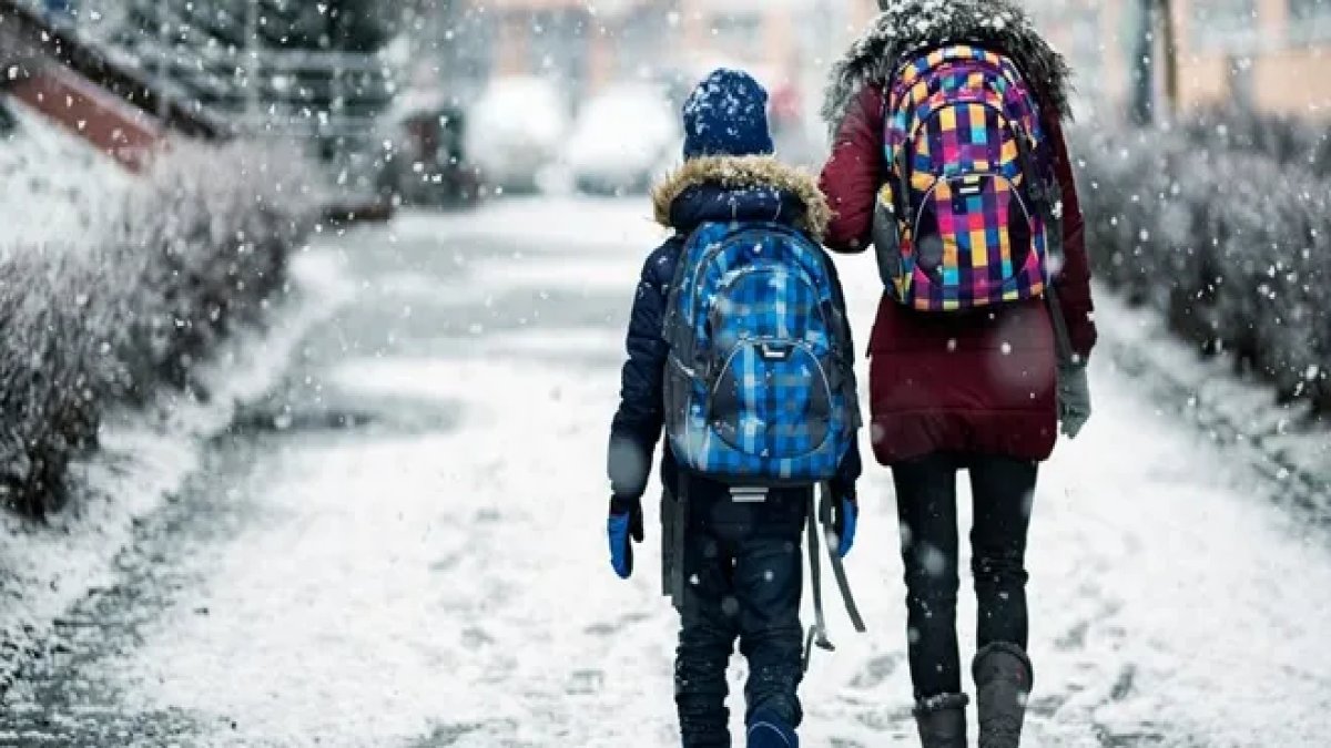 26 ilde eğitime kar engeli: Valilikler peş peşe duyurdu