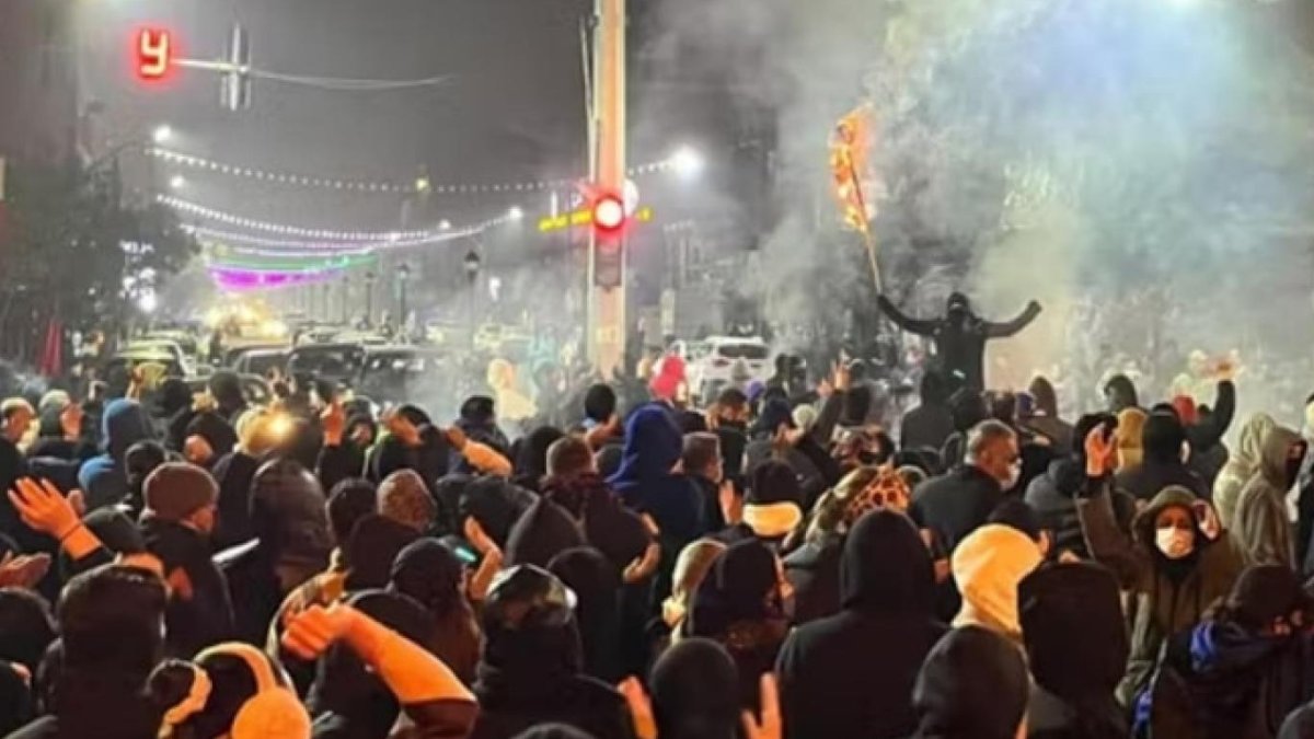 İran protestolarında ölenlerin sayısı 646'ya yükseldi: Tutuklu sayısı 10 bini aştı