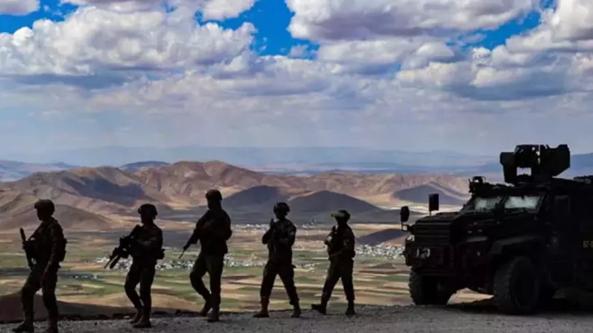 MSB'den açıklama geldi: İran sınırında olağanüstü tedbir, göç hareketi yok