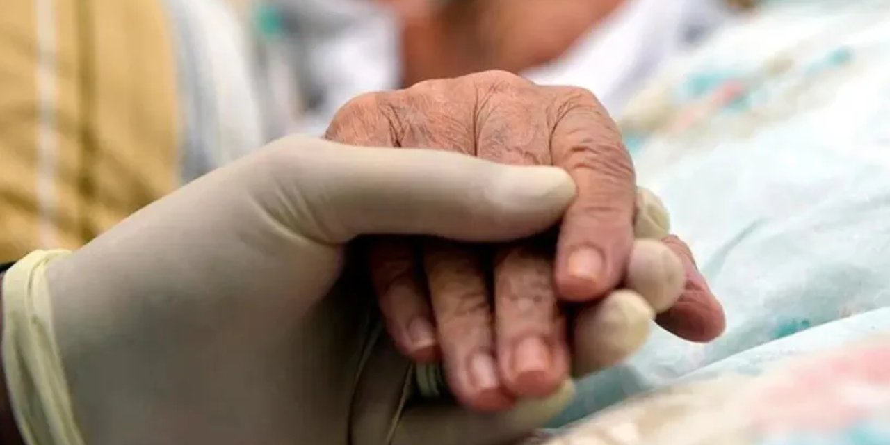 Evde bakım yardımı için yeni şart getirildi: Artık zorunlu oldu!