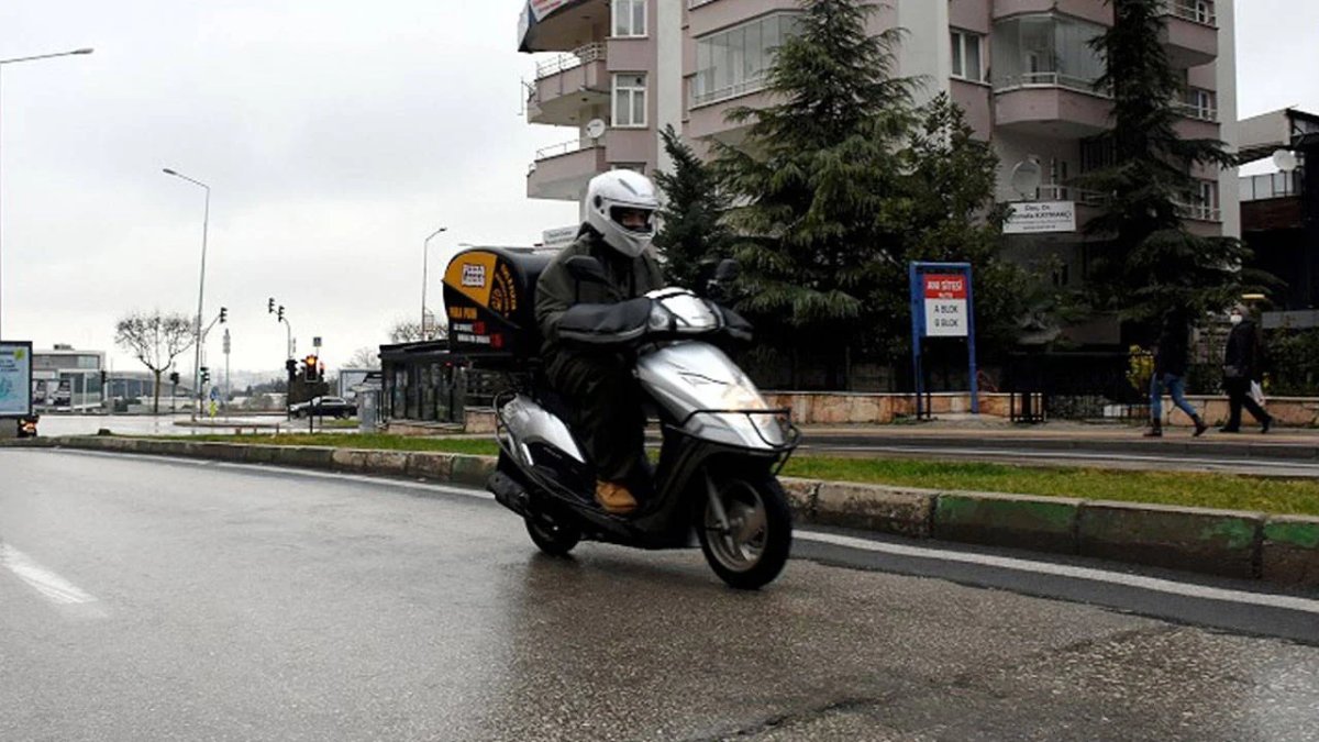 Kuryeler kontak kapatıyor