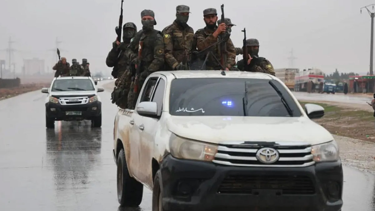 Halep'te namlular ateşlendi: Suriye Ordusu, ‘Deyr Hafir Operasyonu’nu resmen başlattı!