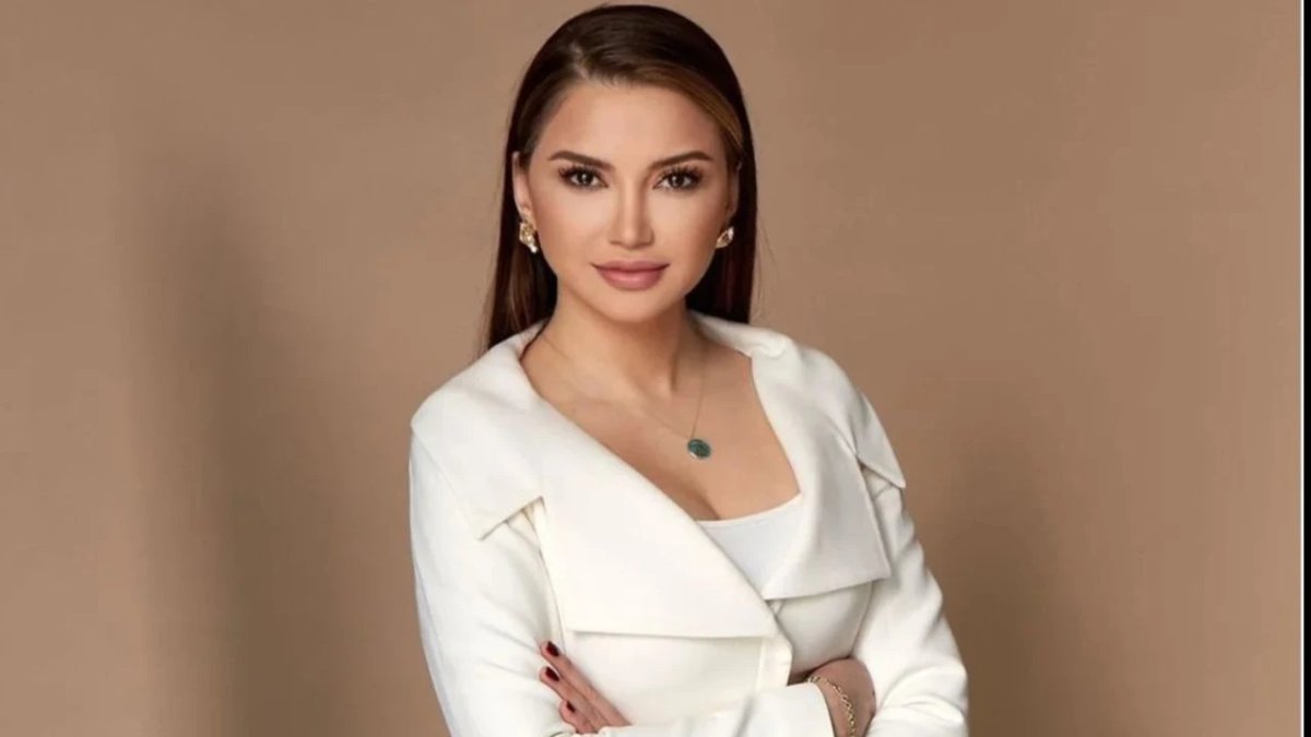 Esra Ezmeci'ye hapis cezası: Sahte unvan kullandığı gerekçesiyle