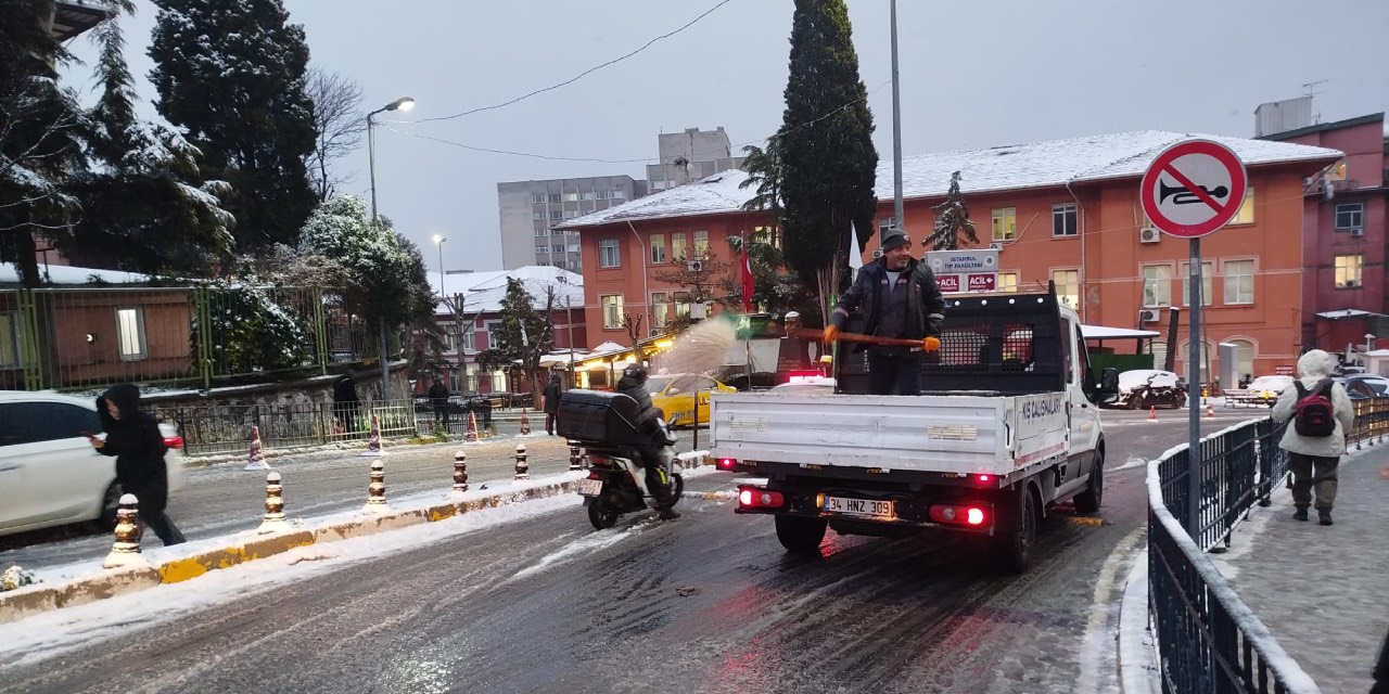 Fatih’te kış hazırlığı: Karla mücadelede 350 personel ve 80 araç görevde