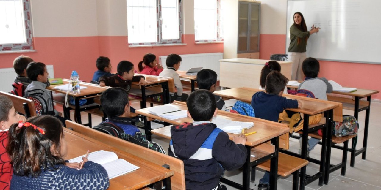 Ara tatiller 2026'da olamayacak mı? Veliler şikayet etmişti, MEB masaya yatırdı