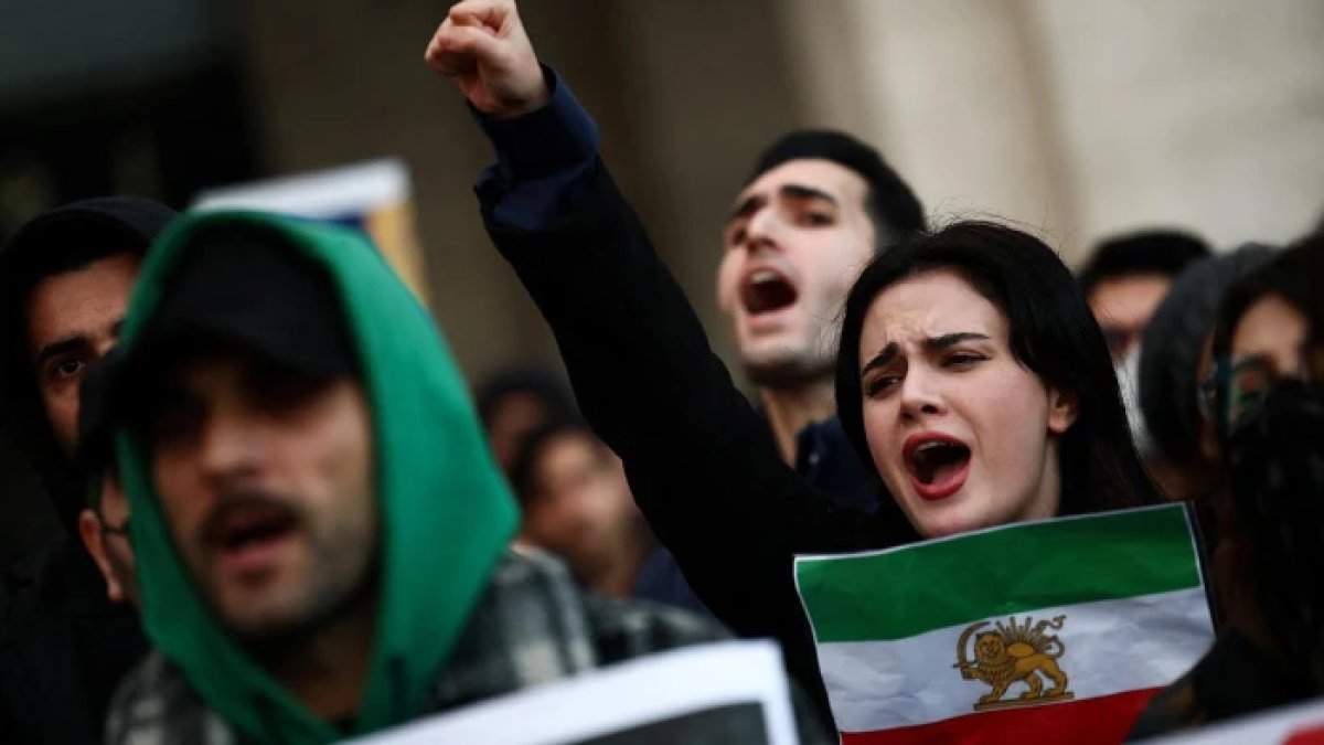 İran’daki protestolarda ölü sayısı 4 bini aştı: HRANA açıkladı