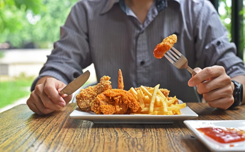 Ünlü dev tavuk zinciri iflas etti: 130'undan fazla şubesi var