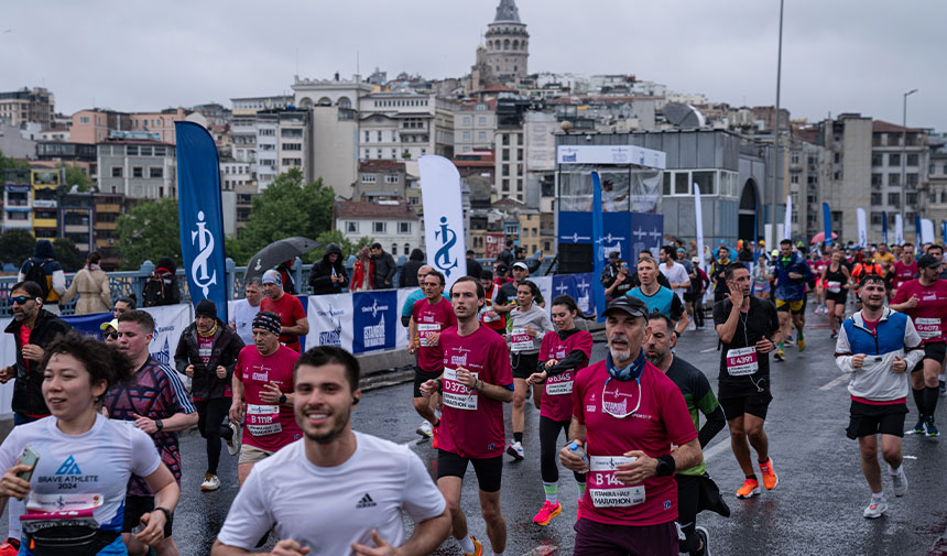 İstanbul'da 'yarı maraton' tamamlandı: Madalyalar Fas ve Kenya'ya