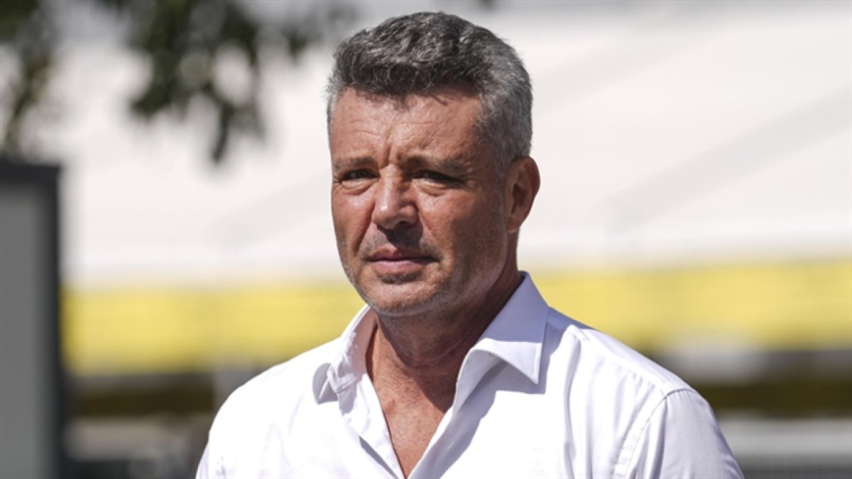 Sadettin Saran’ın şalı satışa çıktı