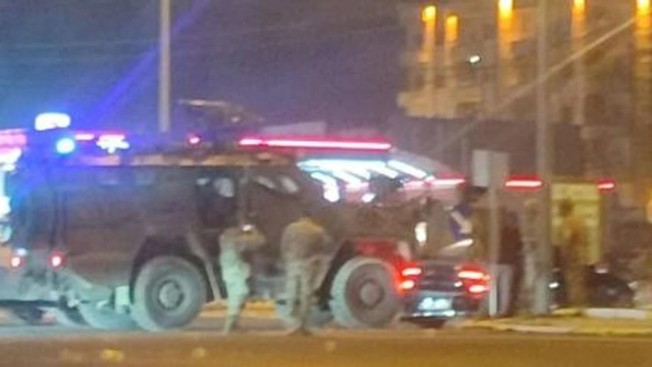 Nusaybin’de askeri araç ile otomobil çarpıştı