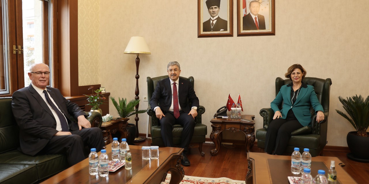 Eskişehir Valisi Yılmaz’a “Hayırlı olsun” ziyareti