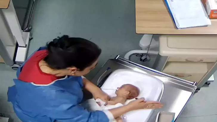 Kahramanmaraş'ta 5 günlük bebeğe şiddetle ilgili Bakan Tunç'tan flaş açıklama