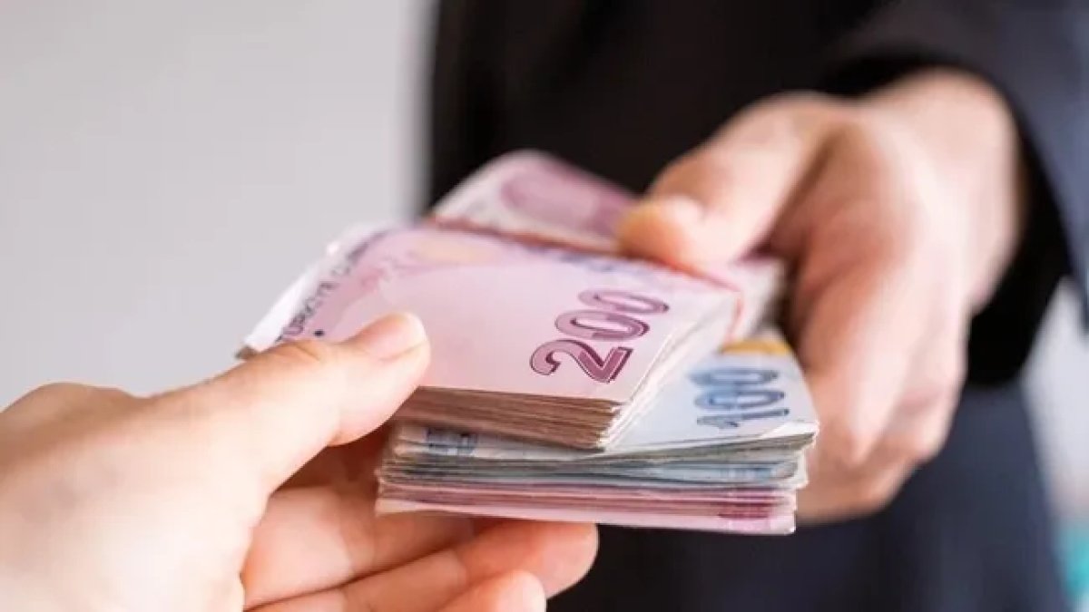 Lisans, yüksek lisans ve doktora burslarına zam