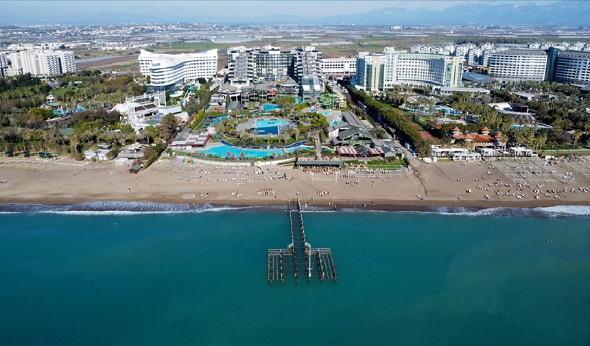 Antalya turizmde rekor kırdı