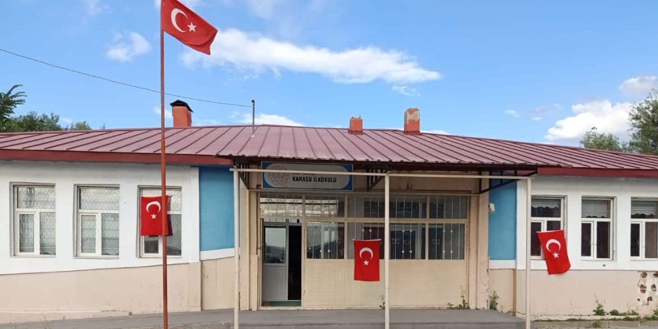 MEB’den 81 ildeki okullara talimat: İkinci dönem zili milli ruhla çalacak