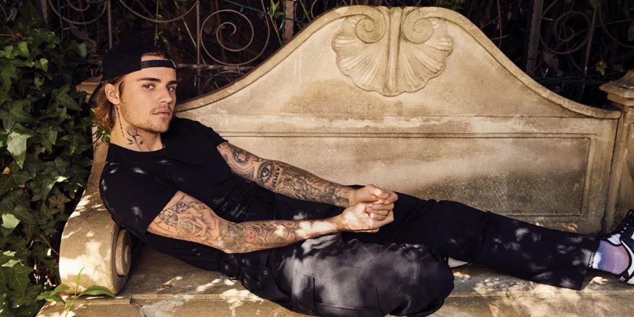 Justin Bieber dört yıl aradan sonra sahneye döndü