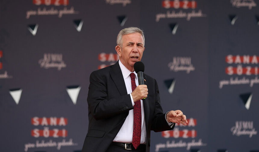 Mansur Yavaş malvarlığını belediye binasına astı