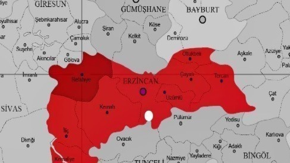 Erzincan'da 4.9'luk deprem: O anlar kameralarda