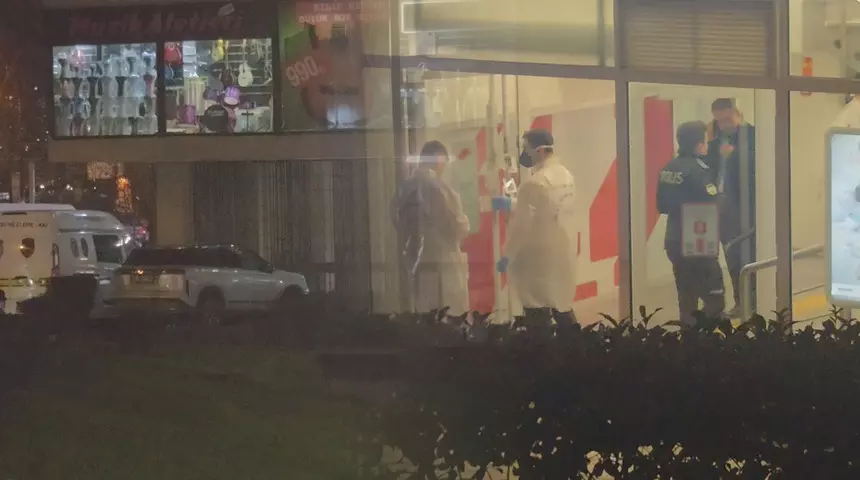 İstanbul'da silahlı banka soygunu: Paraları aldı ama şoku yaşado
