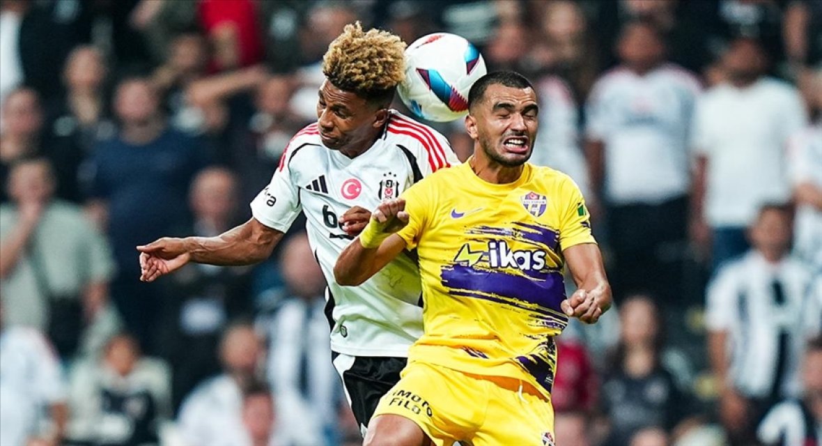 Başakşehir durdurulamıyor: Eyüpspor deplasmanında 8.kez yenilmezlik ilanı