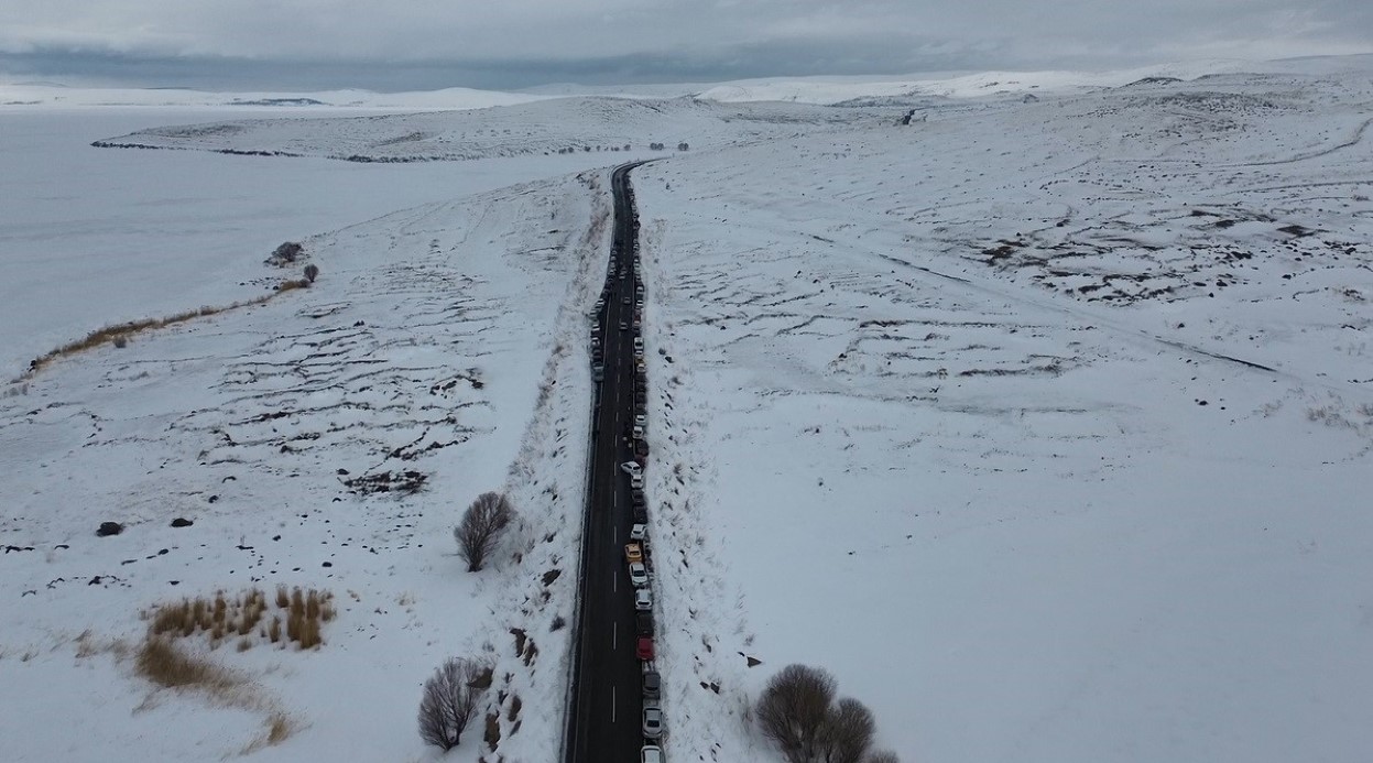 5 bin aracın oluşturduğu şenlik