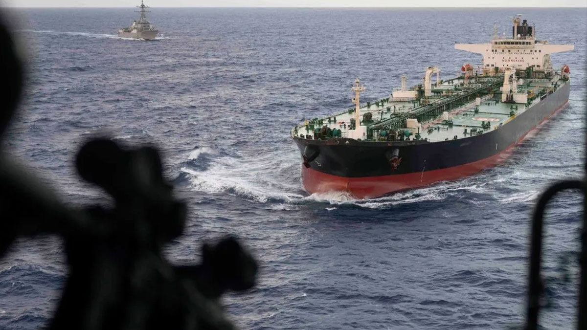 ABD Karayipler'deki petrol tankerine el koydu