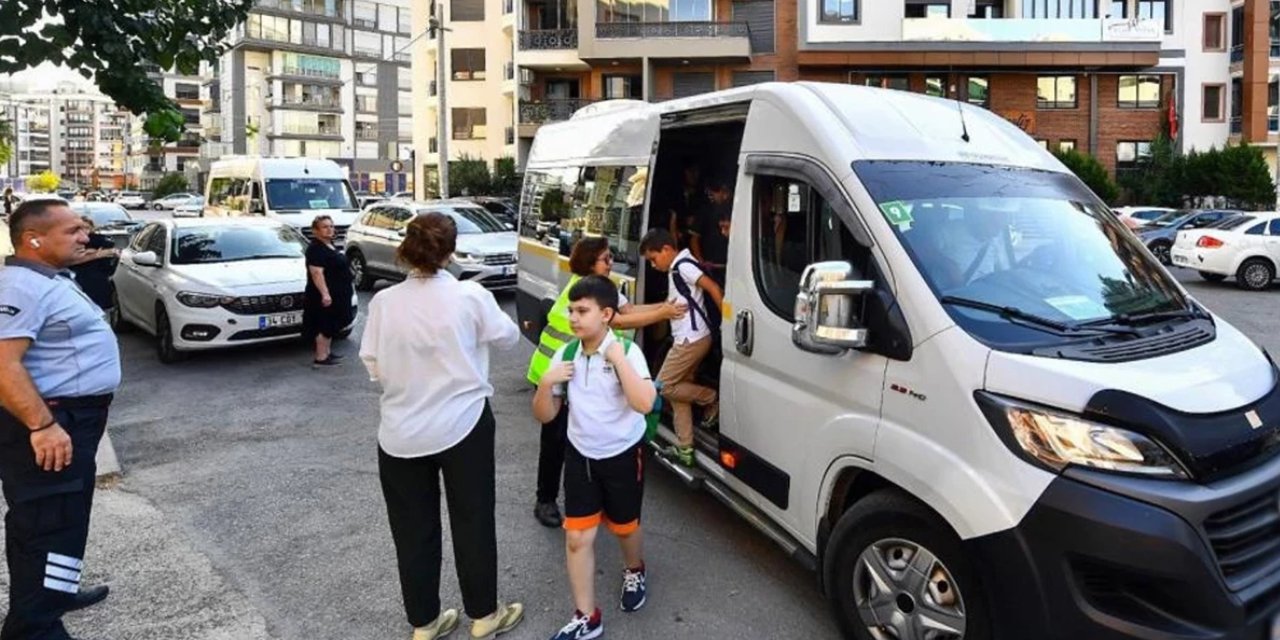 İzmir’de öğrenci servis ücretlerine zam: Yeni tarife belli oldu