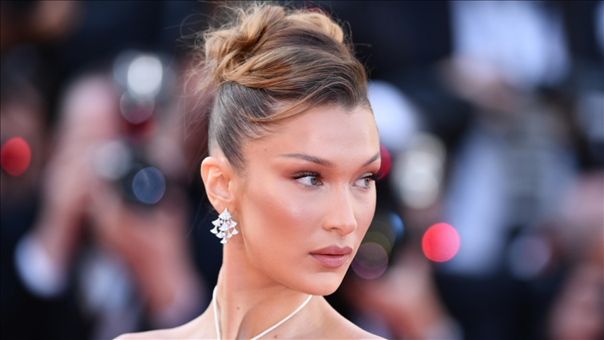 Bella Hadid modelliği bıraktı