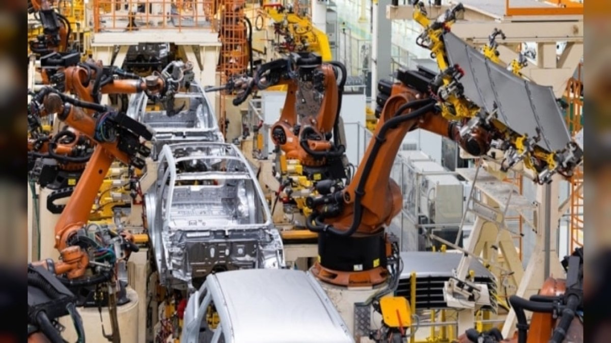 BMW’de büyük geri çağırma: Yangın riski alarmı