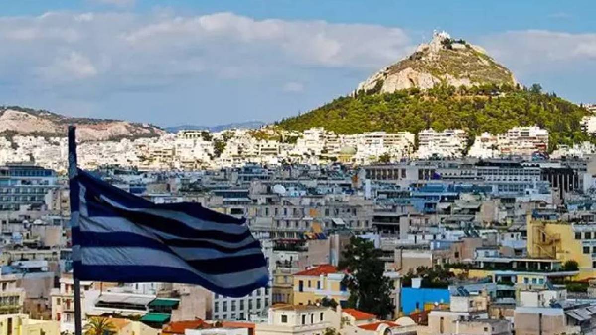 Komşuya altın vize göçü: Türkler rekor kırdı!