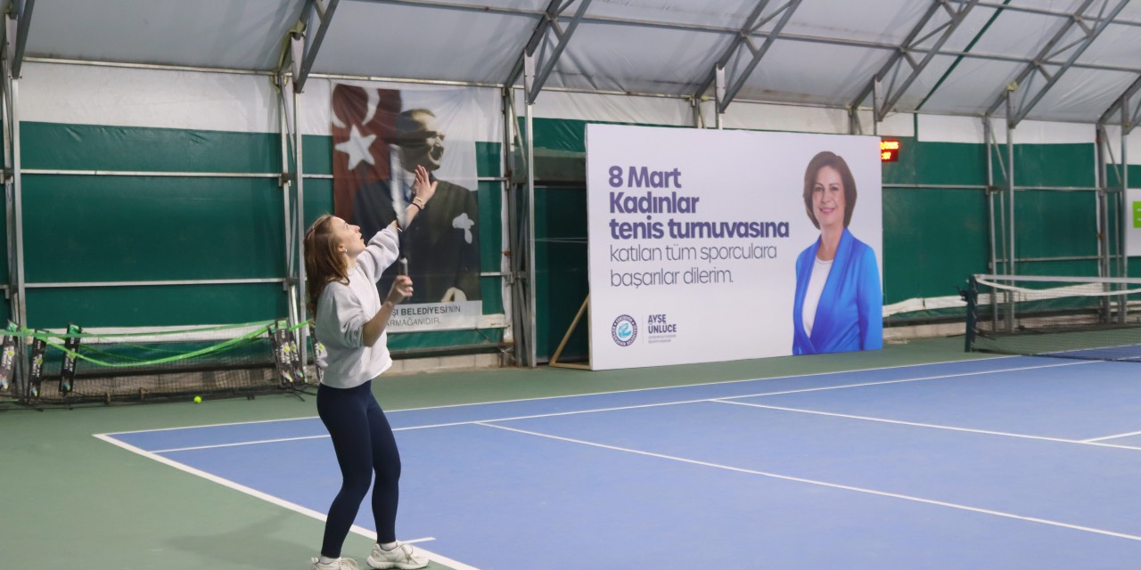 Eskişehir’de 8 Mart’a Özel Kadınlar Tenis Turnuvası düzenleniyor