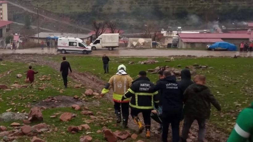 Hatay’da acı olay: Su dolu çukura düşen çocuk hayatını kaybetti