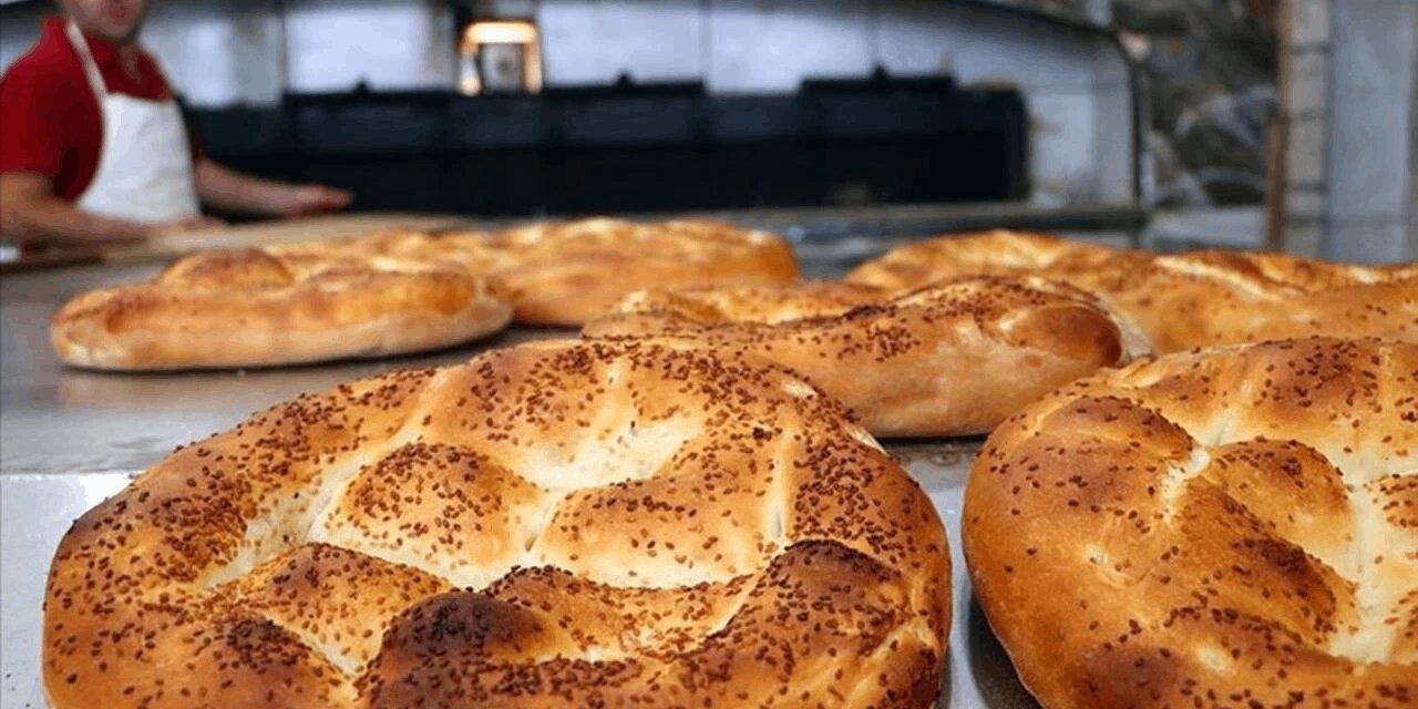 İzmir'de Ramazan pidesinin fiyatı belli oldu