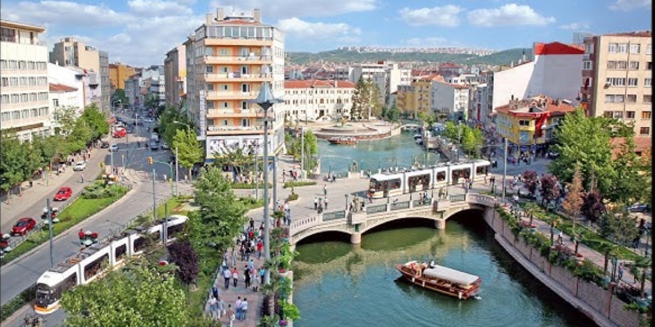 Eskişehir Belediyesi, “Arabasız Pazar” uygulamasını sürdürüyor