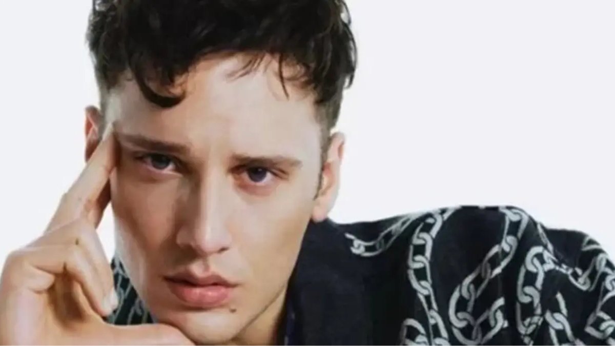 Şarkıcı Edis Görgülü gözaltına alındı