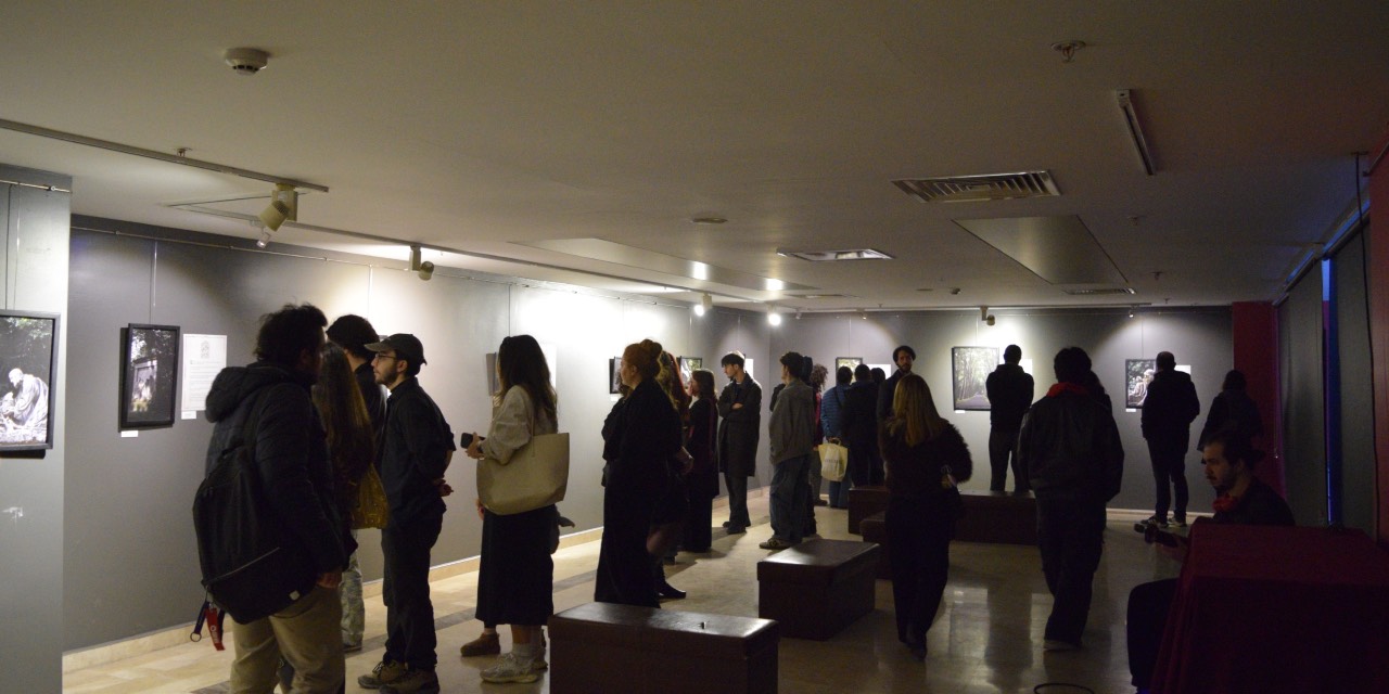 “Bir Gün Daha” sergisi Eskişehir'de sanatseverlerle buluştu