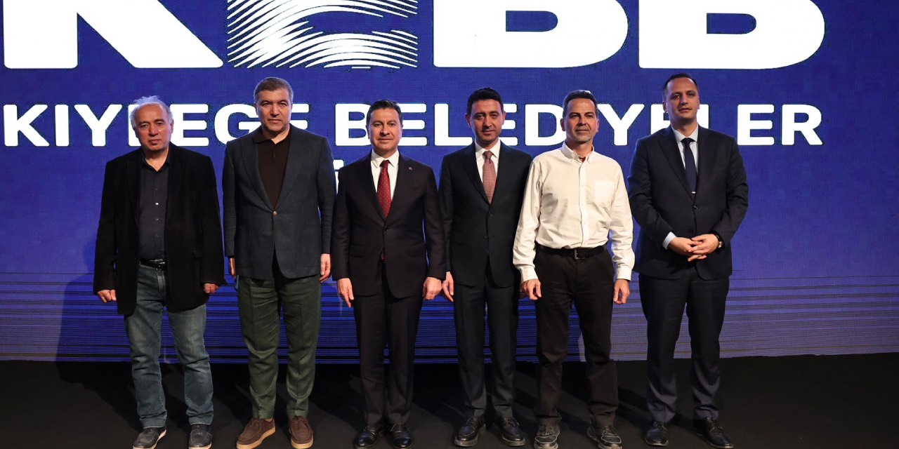 Kıyı Ege Belediyeler Birliği “İzmir’de Afet” kent söyleşisini gerçekleştirdi