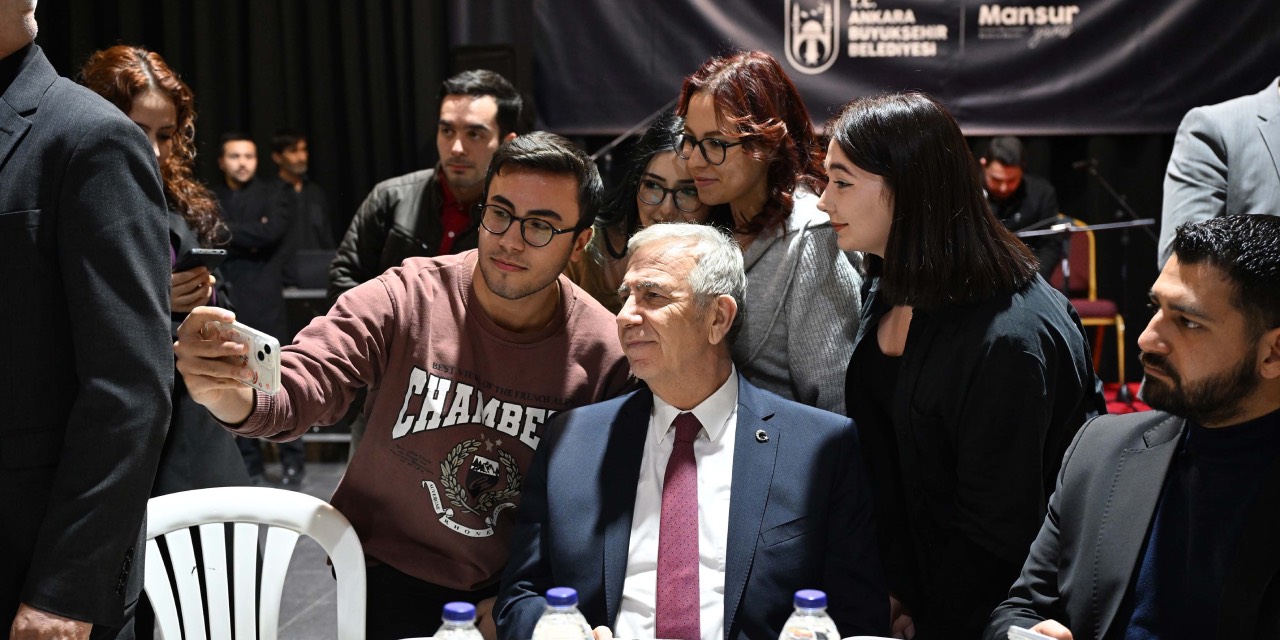 ABB Başkanı Yavaş, Ramazan’ın ilk iftarında üniversite öğrencileriyle buluştu